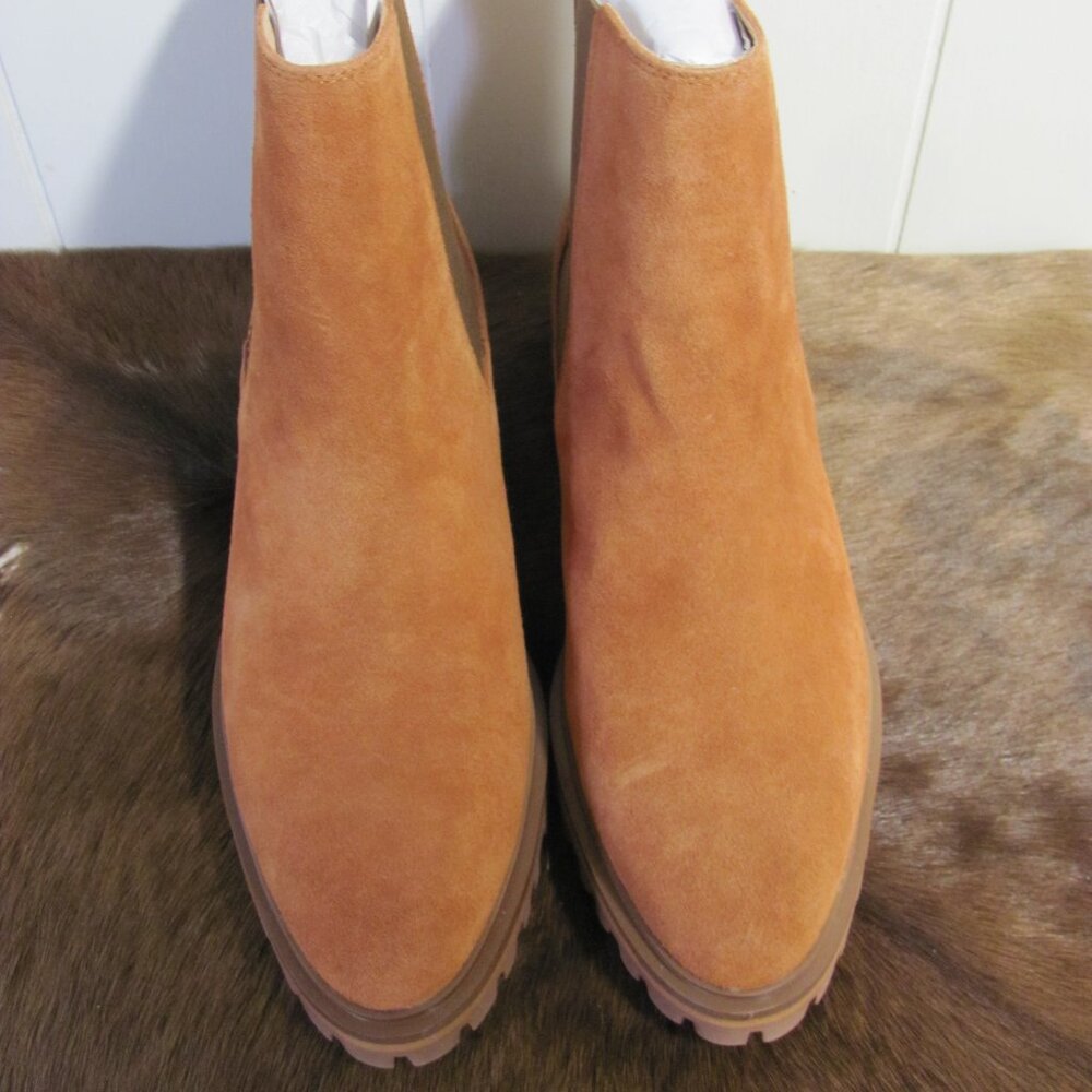 QUINCE SUEDE LEATHER CHELSEA BOOTIE NIB